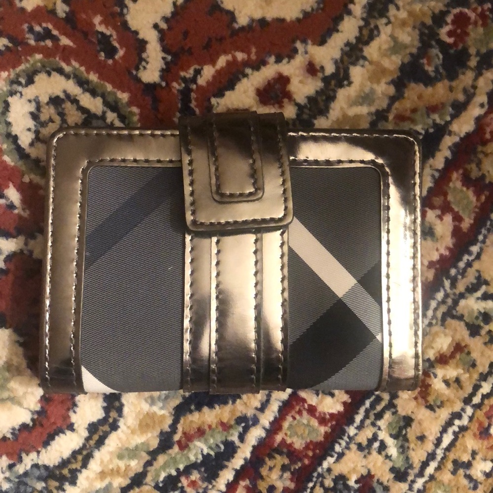 Burberry wallet